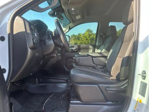 Used 2024 Chevrolet Silverado 3500 W/T AWD/4WD image 19
