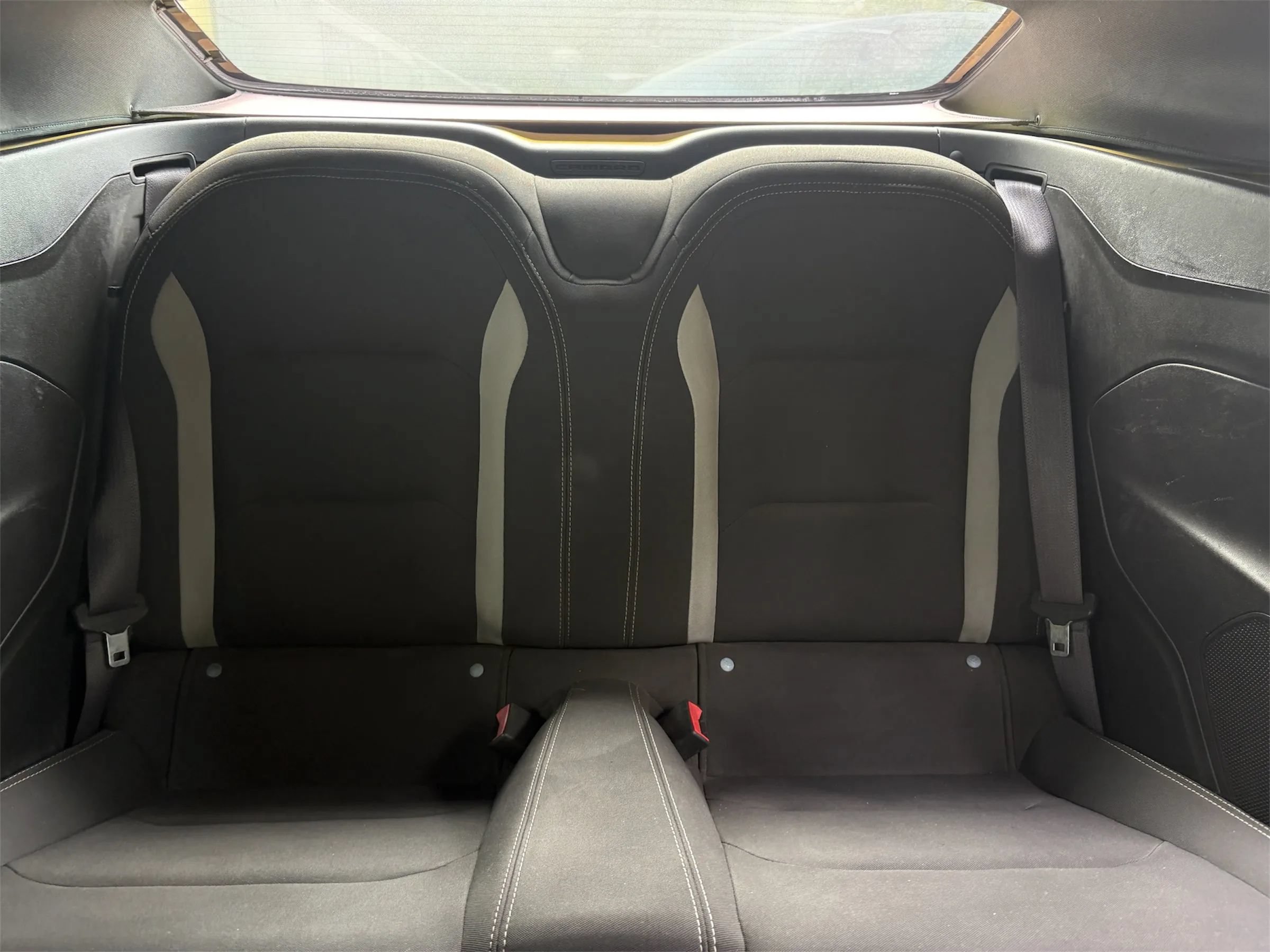 Used 2017 Chevrolet Camaro LT RWD image 9