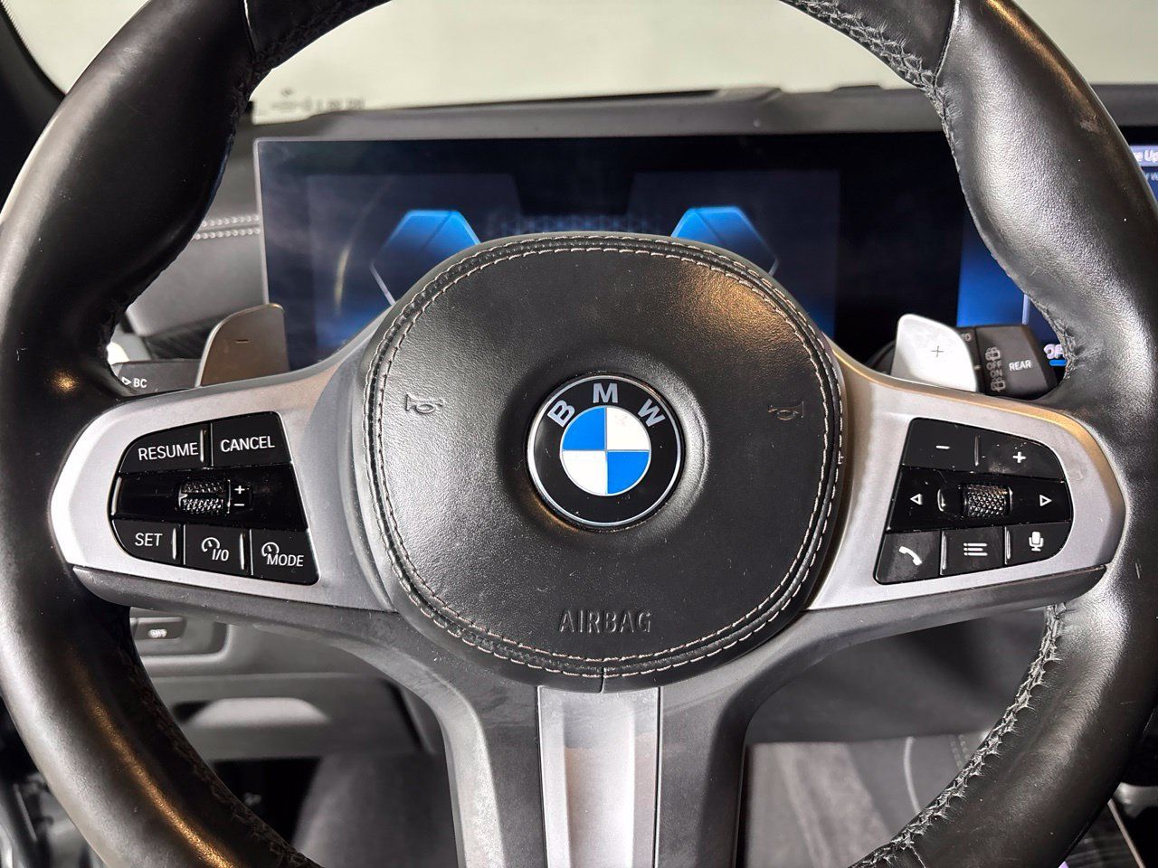 Used 2025 BMW X5 sDrive40i w/ M Sport Package RWD image 12