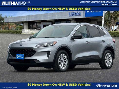Used 2022 Ford Escape SE image 1
