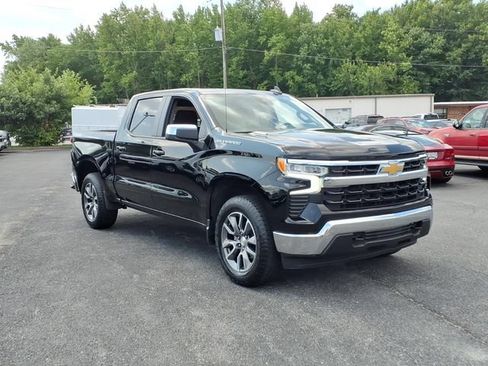 Used 2024 Chevrolet Silverado 1500 LT AWD/4WD image 1