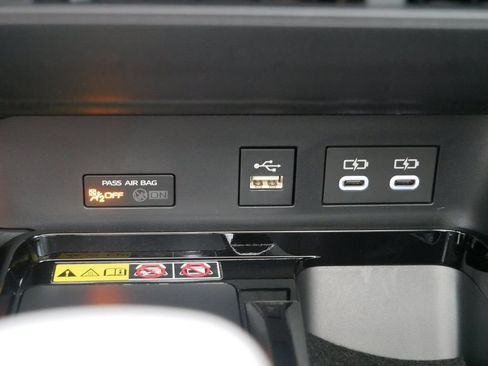 Used 2026 Toyota Camry XLE w/ Premium Package AWD/4WD image 24