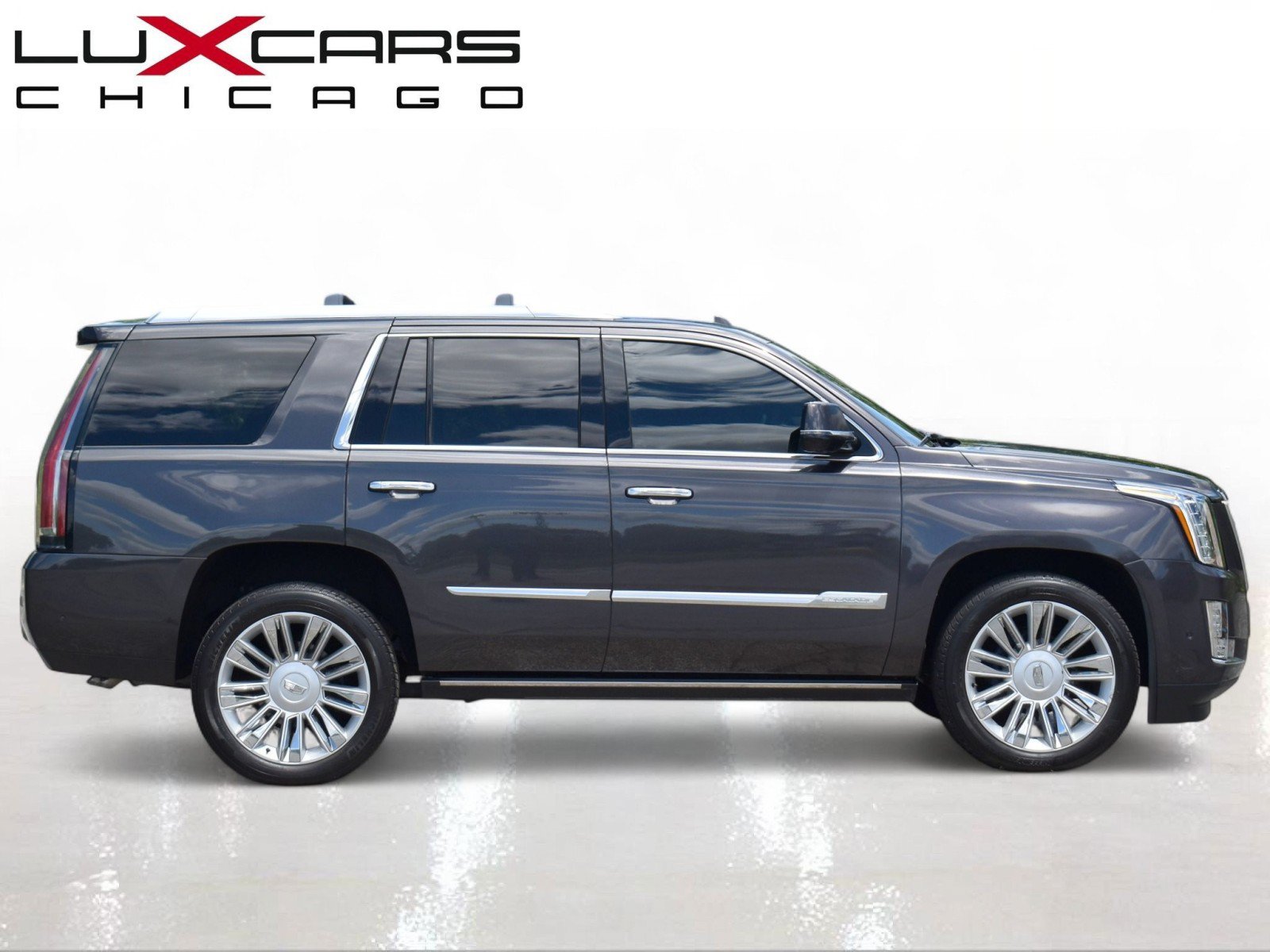 Used 2017 Cadillac Escalade Platinum AWD/4WD image 10