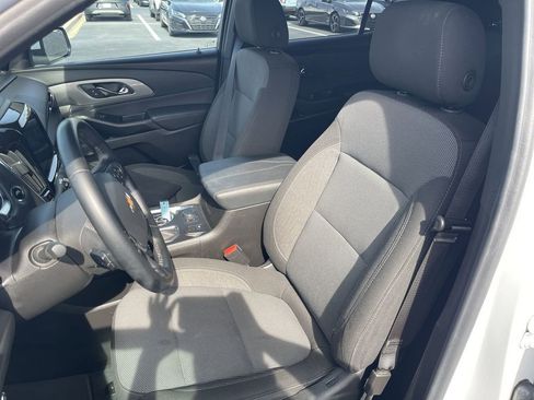 Used 2023 Chevrolet Traverse LT AWD/4WD image 11