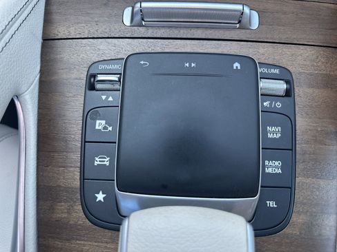 Used 2023 Mercedes-Benz GLS 450 4MATIC image 17