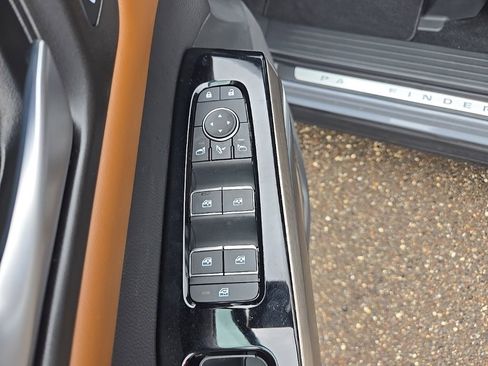 New 2025 Nissan Pathfinder Platinum w/ Cargo Package image 13