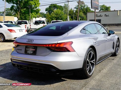 Used 2022 Audi e-tron GT Premium Plus AWD/4WD image 7