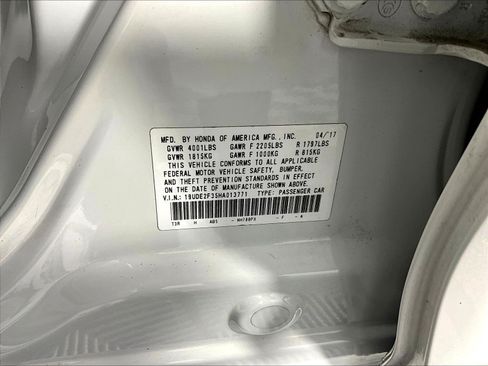 Certified 2017 Acura ILX FWD image 19