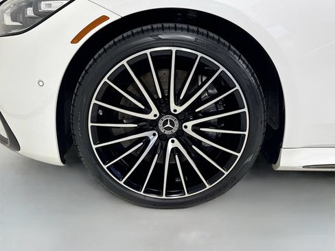 Used 2024 Mercedes-Benz S 500 4MATIC image 9