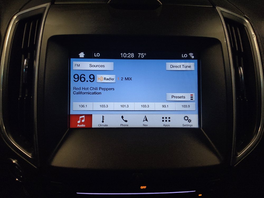 Used 2017 Ford Edge Titanium w/ Equipment Group 301A AWD/4WD image 25