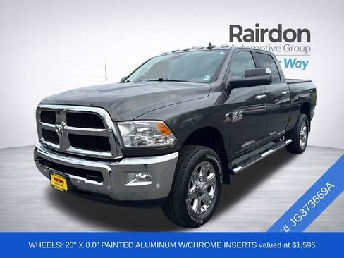 Used 2018 RAM 3500 SLT w/ Luxury Group AWD/4WD image 3