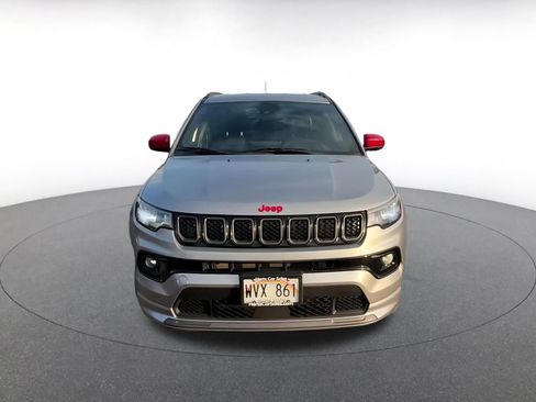 Used 2023 Jeep Compass Limited image 4