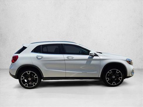 Used 2020 Mercedes-Benz GLA 250 image 2