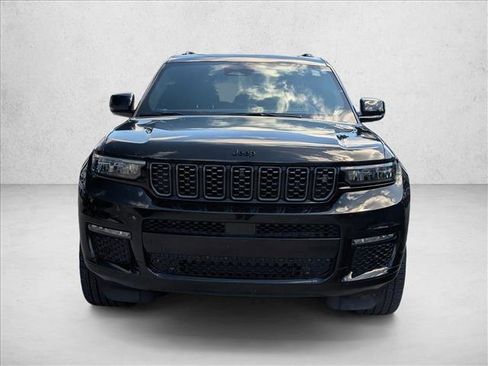 Used 2024 Jeep Grand Cherokee L Summit AWD/4WD image 2
