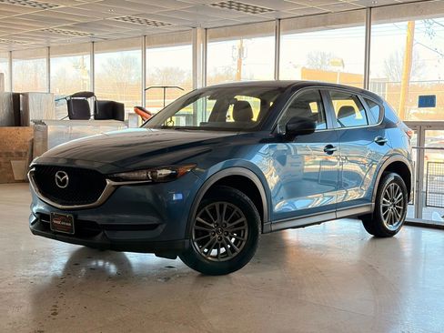 Used 2017 MAZDA CX-5 Sport image 1