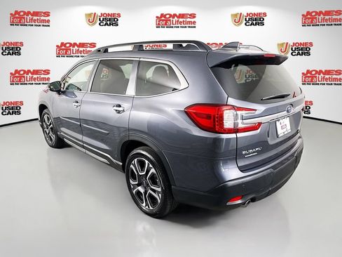 Used 2025 Subaru Ascent Touring w/ Popular Package #2 AWD/4WD image 2