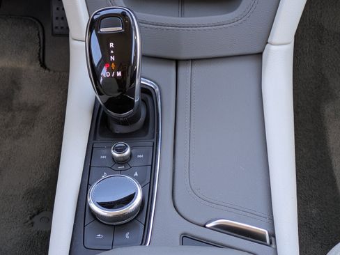 Certified 2023 Cadillac XT5 Premium Luxury w/ LPO, Premium Carpet Package image 17