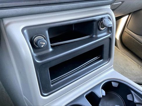 Used 2004 GMC Yukon XL SLT w/ Preferred Equipment Group image 23