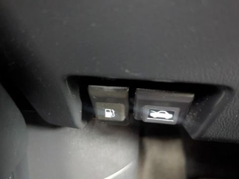 Used 2018 MAZDA CX-5 Touring FWD image 28