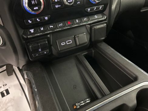 Used 2021 GMC Sierra 2500 Denali w/ Denali Ultimate Package image 22