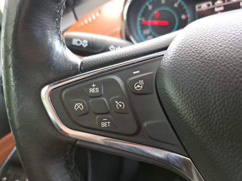 Used 2018 Chevrolet Cruze LT w/ Leather Package image 18