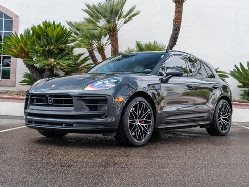 Used 2024 Porsche Macan GTS AWD/4WD image 3