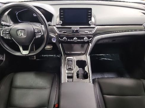 Used 2022 Honda Accord Sport image 2