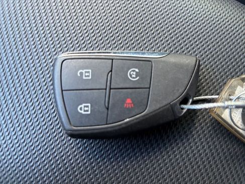Used 2025 Chevrolet Equinox LT AWD/4WD image 22