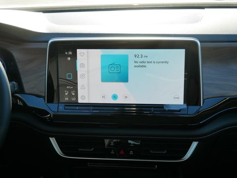 New 2026 Volkswagen Atlas SE image 6