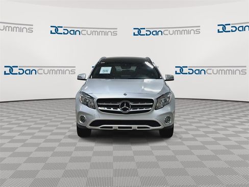 Used 2018 Mercedes-Benz GLA 250 4MATIC image 3