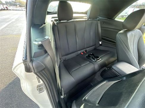 Used 2020 BMW 230i Convertible w/ M Sport Package image 26