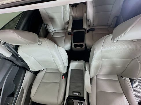 Certified 2017 Honda Pilot Elite image 21