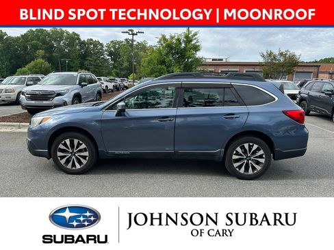 Used 2015 Subaru Outback 3.6R Limited AWD/4WD image 3