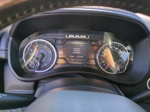 Used 2022 RAM 3500 Laramie image 20