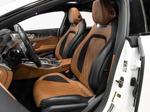 Used 2019 Mercedes-Benz AMG GT 63 S w/ Driver Assistance Package image 6