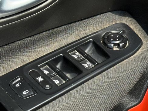 Used 2018 Jeep Renegade Sport w/ Power & Air Group AWD/4WD image 23