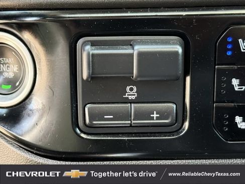 Used 2023 Chevrolet Silverado 1500 LTZ w/ LTZ Convenience Package II AWD/4WD image 21
