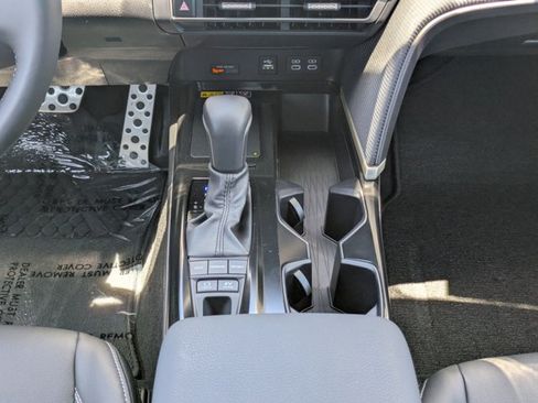 New 2025 Toyota Camry SE w/ Convenience Package FWD image 16