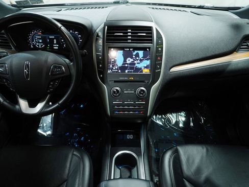 Used 2019 Lincoln MKC Reserve AWD/4WD image 17