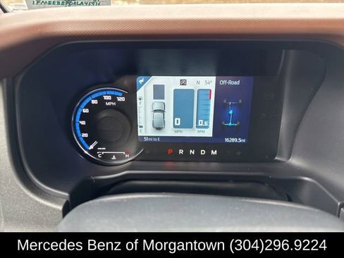 Used 2024 Ford Bronco Outer Banks AWD/4WD image 12