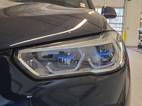 Used 2023 BMW X5 xDrive40i w/ Executive Package image 9
