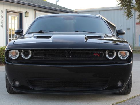 Used 2015 Dodge Challenger R/T Plus image 8