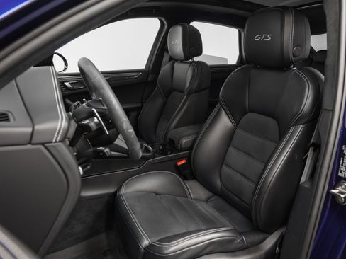 Certified 2024 Porsche Macan GTS w/ GTS Sport Package AWD/4WD image 56