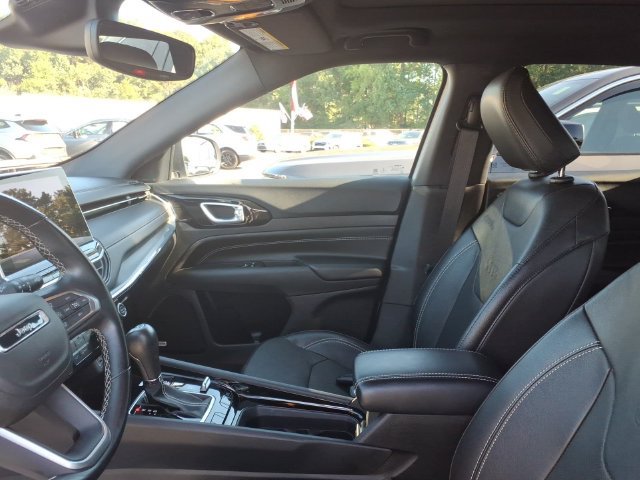 Used 2022 Jeep Compass High Altitude AWD/4WD image 5
