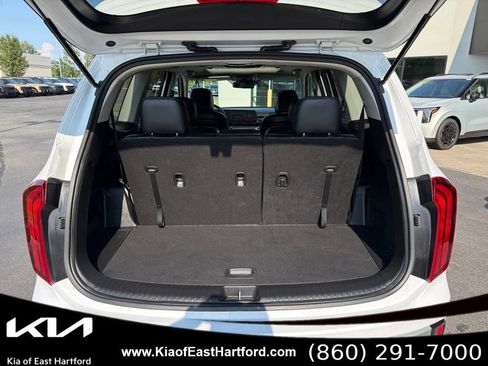 Certified 2024 Kia Telluride S w/ S Sunroof Package AWD/4WD image 16