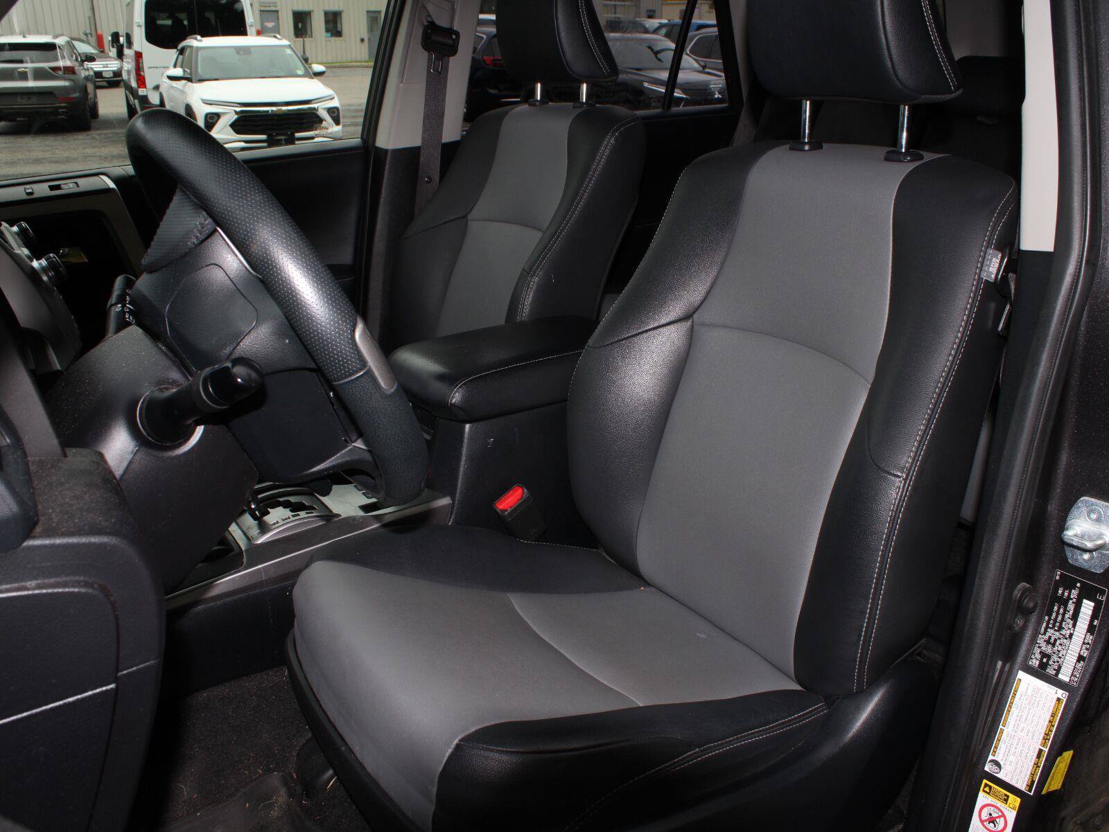 Used 2019 Toyota 4Runner SR5 Premium AWD/4WD image 18