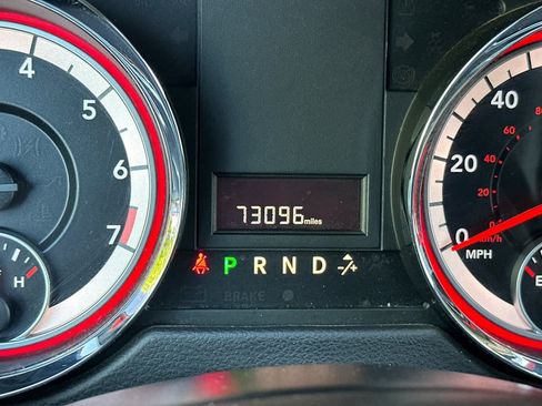 Used 2019 Dodge Grand Caravan SXT FWD image 29