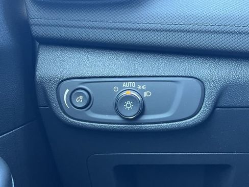 Used 2024 Chevrolet TrailBlazer LT w/ Driver Confidence Package image 22