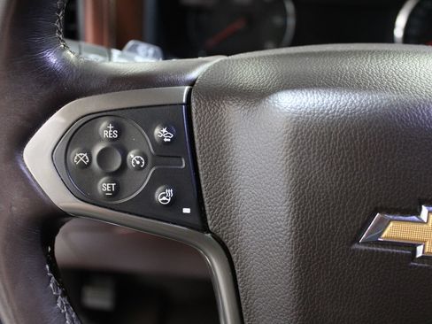 Used 2015 Chevrolet Silverado 1500 High Country w/ High Country Premium Package AWD/4WD image 29