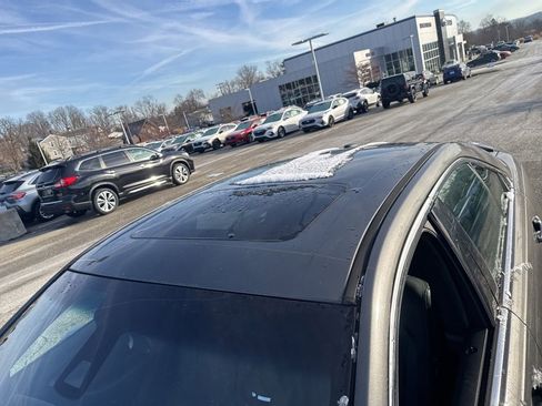 Used 2015 Ford Taurus SHO w/ Equipment Group 401A image 23